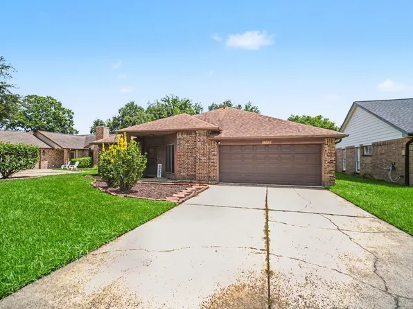 10926 Collingswood Dr, La Porte, TX 77571