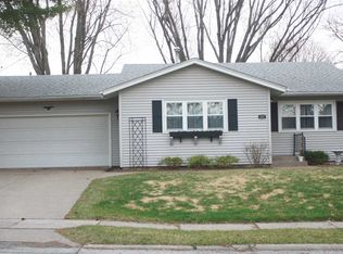4555 Main St, Davenport, IA 52806