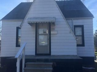 8104 Central Ave, Center Line, MI 48015