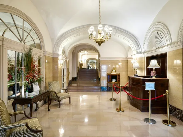 575 Park Avenue image 7 of 8