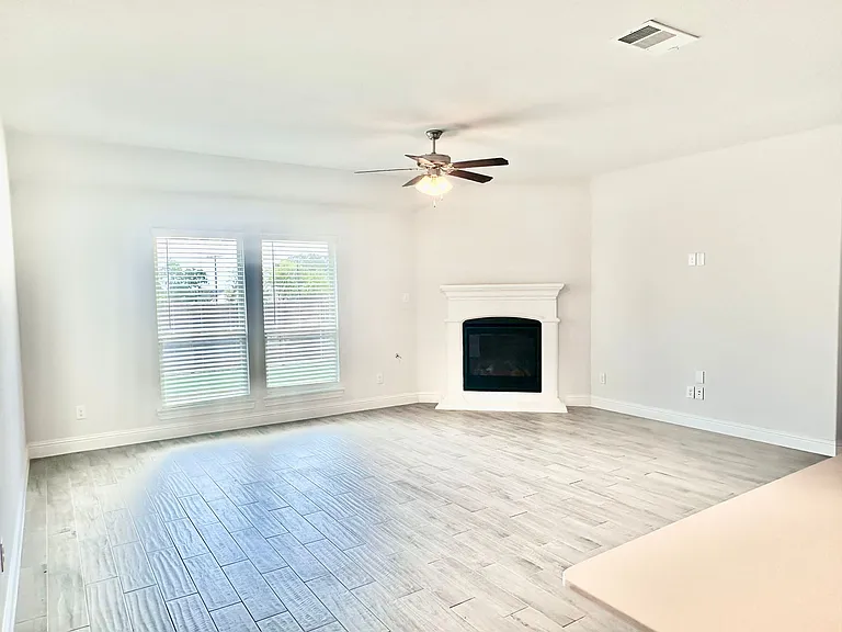 2612 Ainsworth Rd — Photo 5