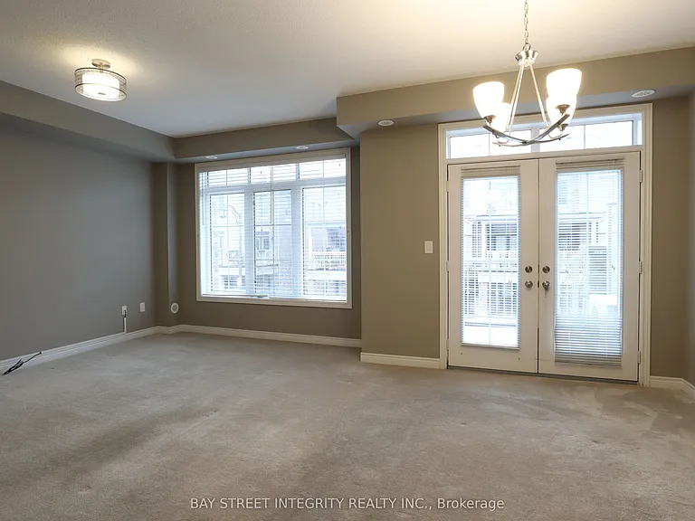 2435 Greenwich Dr #39 — Photo 9