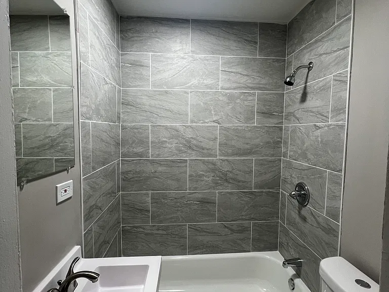 3110 W Maple St — Photo 7