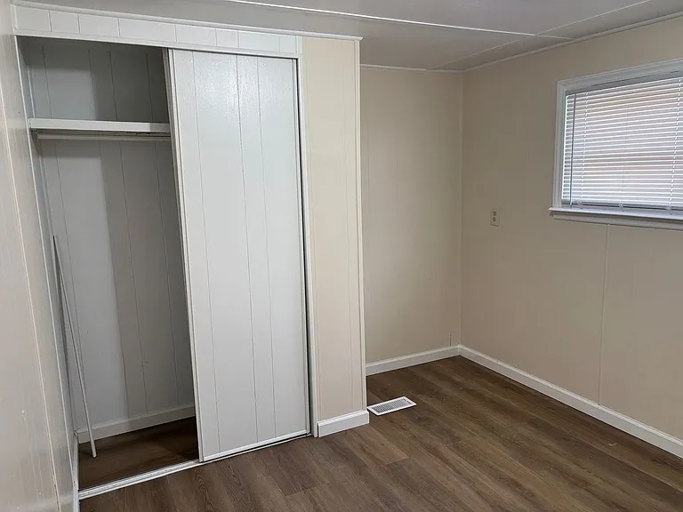 212 Astran Dr — Photo 16