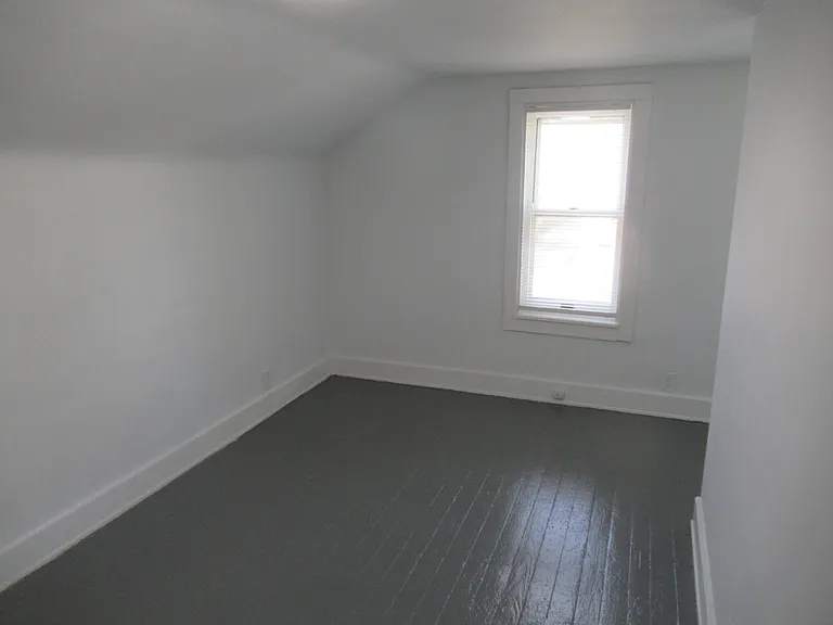 14 Elm St — Photo 14