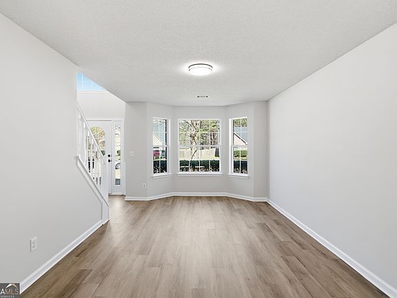 2nd image of 6009 Redtop Loop