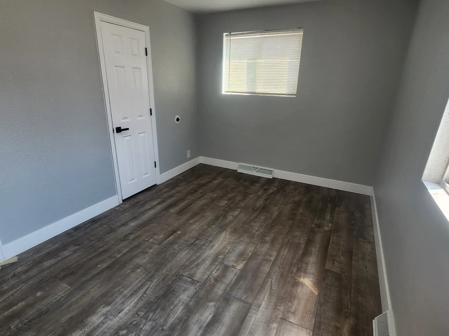 3487 W Center Ave — Photo 3
