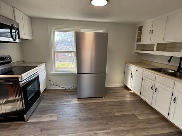 2637 Grand Ave, Granite City, IL 62040