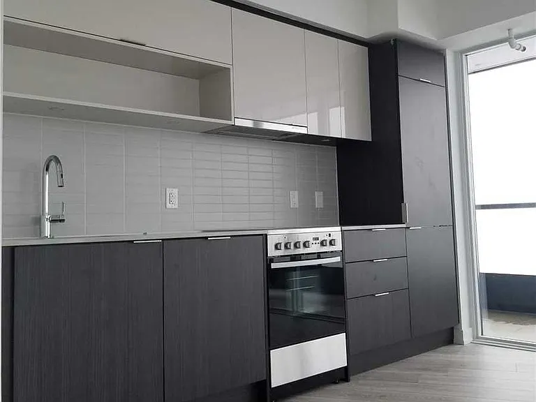159 Wellesley St E #2908 — Photo 6