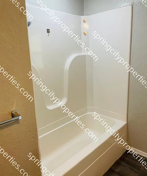 505 W Carman Rd — Photo 25