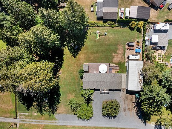 3rd image of 1817 99th AVE SE
