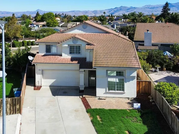 441 Adrian Ct, Hollister, CA 95023