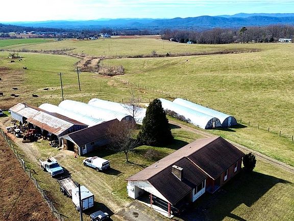 3rd image of 8621 Austin Traphill Rd