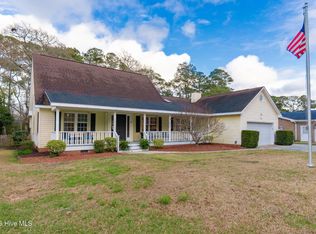 175 Cedar Ln, Newport, NC 28570