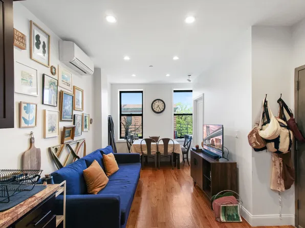 43 Moffat St #4, Brooklyn, NY 11207