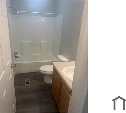1764 Shady Lane Dr — Photo 7