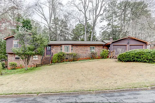 3245 Foxwood Trl SE Photo 1