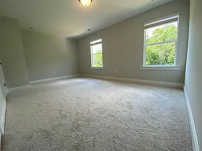 339 Old Grove Ln — Photo 13