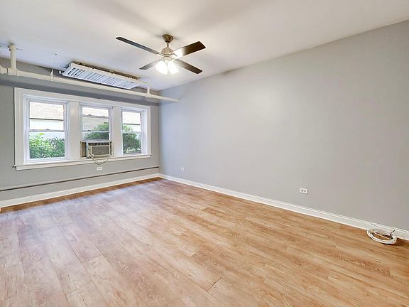 4th image of 6446 N Claremont Ave APT G