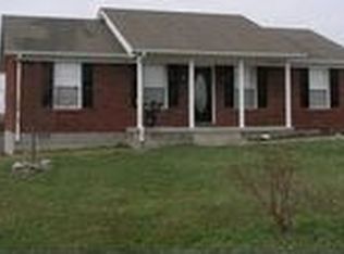 102 Shawnee Ct, Bloomfield, KY 40008