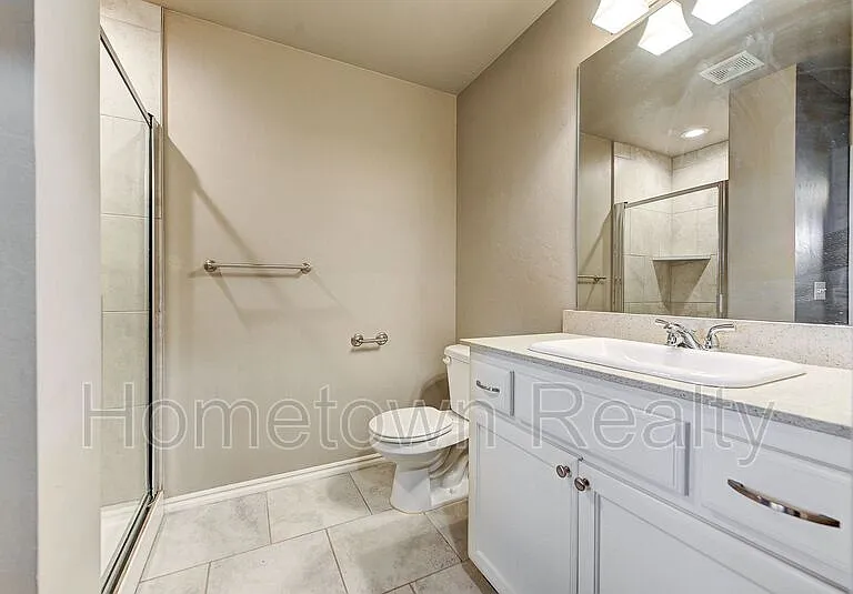 788 SW 13th St — Photo 29