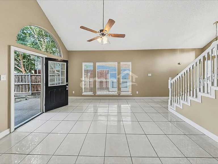 1321 Marken Ct — Photo 6