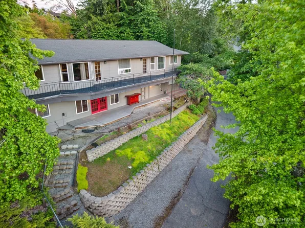 1531 Vista Drive, Puyallup, WA 98372