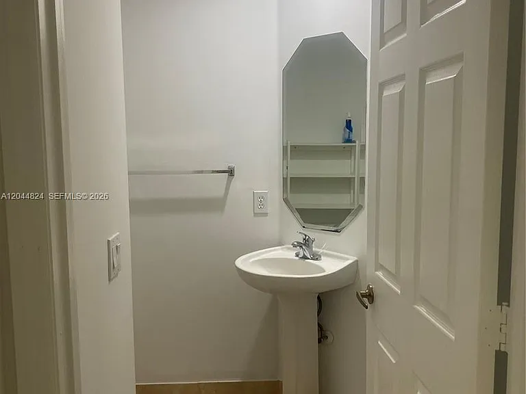 1315 NW 143rd Ave — Photo 9