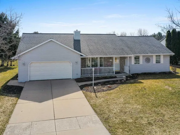 3089 Alfa Romeo Rd, Green Bay, WI 54313