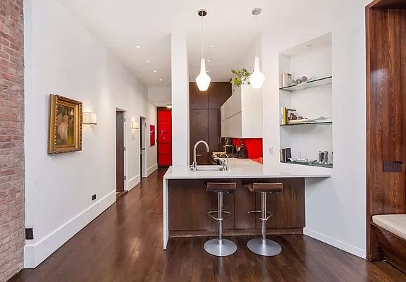 3rd image of 325 W 52nd St APT 1B