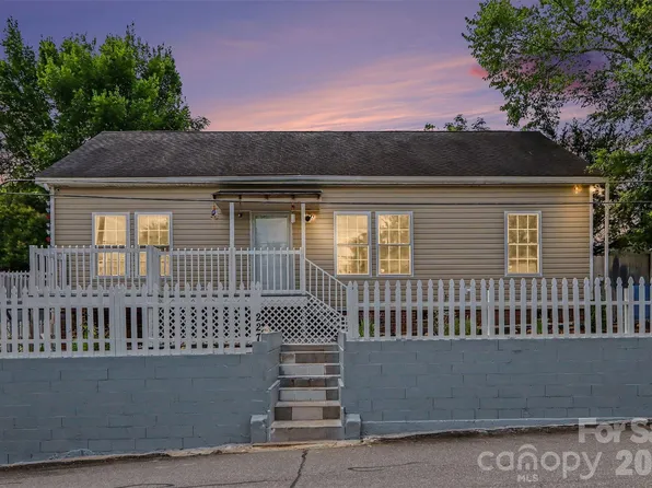 227 Hilltop Ave SW, Concord, NC 28025