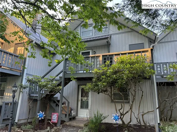 105 N Pinnacle Ridge Road #2, Beech Mountain, NC 28604
