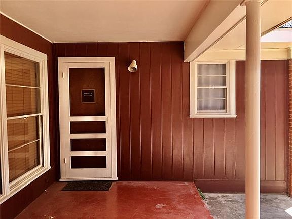 5th image of 673 College Dr