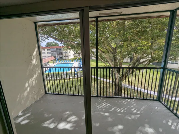 9800 N Hollybrook Lake Dr #9303, Hollywood, FL 33025