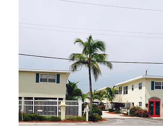 2nd image of 5370 Estero Blvd #10