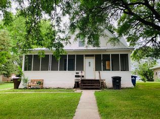 915 W 4th, Mitchell, SD 57301