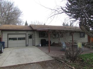 624 NE Broadway St, Lewistown, MT 59457