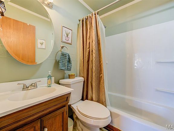 4th image of 2843 Glenway Dr
