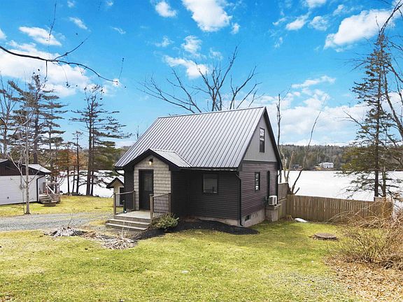 4th image of 1396 Beaver Bank Rd