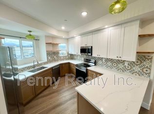669-2 Townsite Dr, Vista, CA 92084