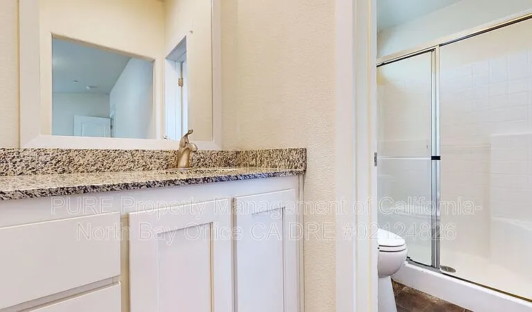 5389 Gravenstein Hwy N — Photo 15