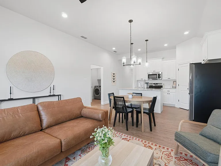 7023 Nikhil Ln — Photo 5