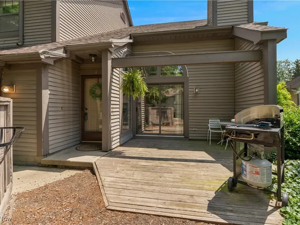 1173 Red Tail Hawk Ct Unit 4, Youngstown, OH 44512