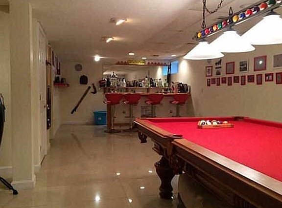 Basement, Bar and Pool Table