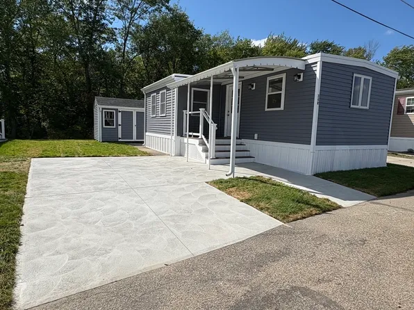 300 E Washington St Unit 34R, North Attleboro, MA 02760