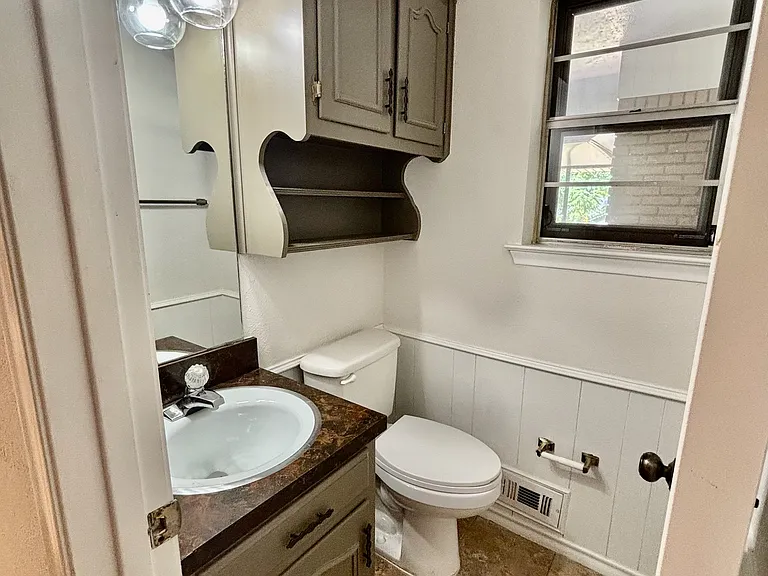 8635 Bacardi Dr — Photo 26