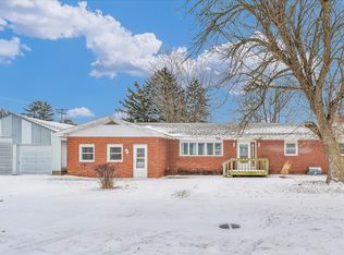 103 S Walnut St, Arrowsmith, IL 61722