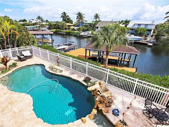 3rd image of 18181 Old Pelican Bay Dr