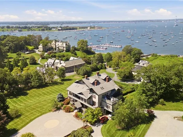 35 Chastellux Ave APT H, Newport, RI 02840