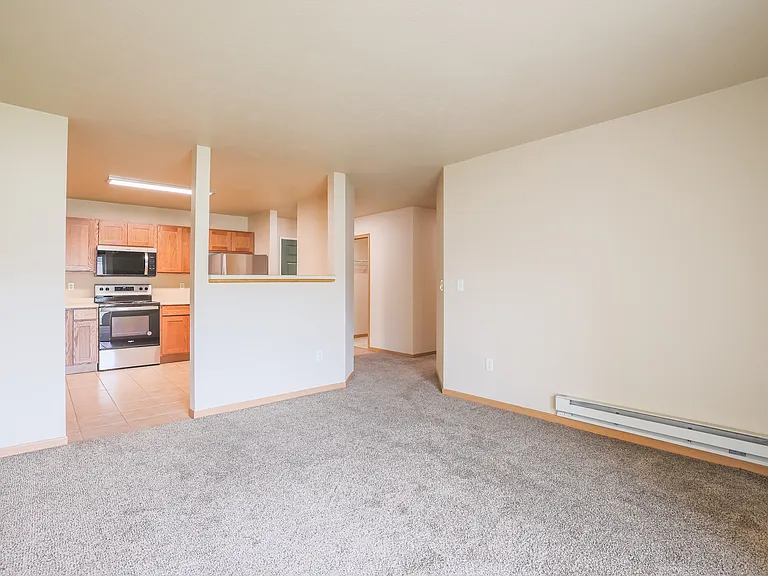 Amber Valley Apartments — Photo 6